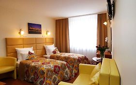 Private 2-Bedroom Apartment